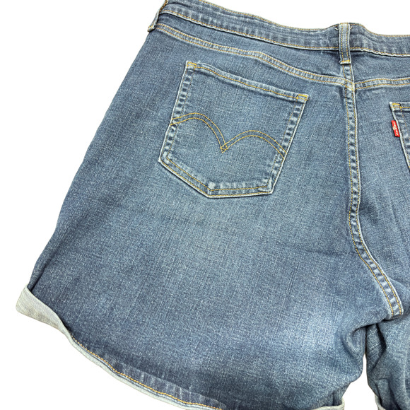 Levi's Denim Stretch Mid Length Shorts Women's Size 18W - Picture 8 of 9